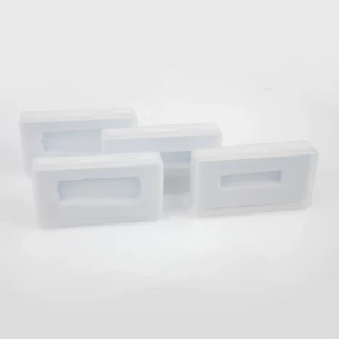 Scatola di plastica per memory stick