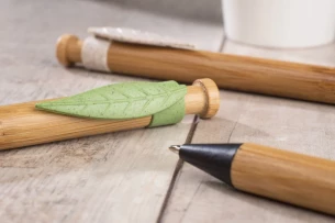 Penna a sfera FOLL - Verde chiaro