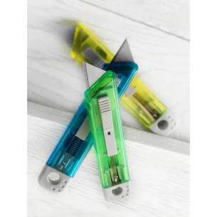 Coltello per carta da parati con meccanismo di sicurezza Rabel - rosso